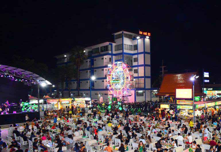 Category: Music Live Music at Baan Khun Por Food Court Category: Music Live Music at Baan Khun Por Food Court